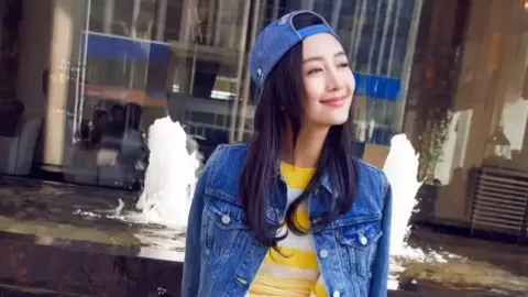 上万人抓金蝉