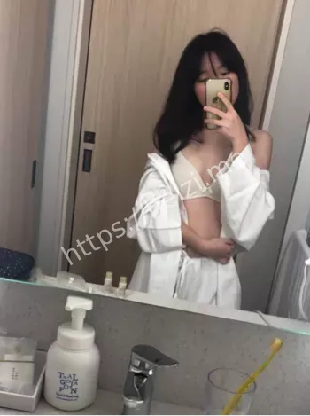 丰满萝莉