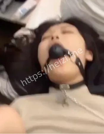 勾魂眼神