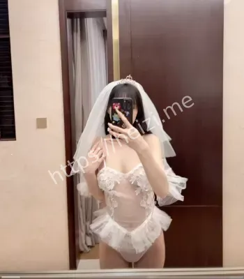 透明婚纱