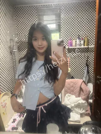 纹身少女