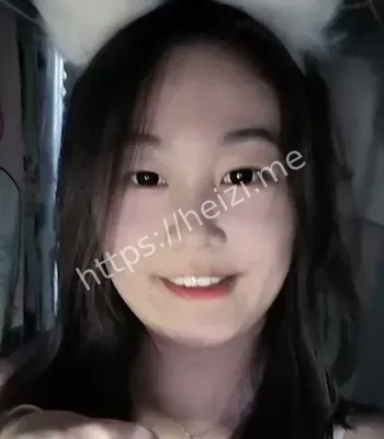反差女大学生