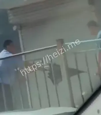 两闺蜜辅导班合伙变修罗场