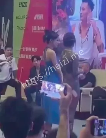 合肥纹身展女模特