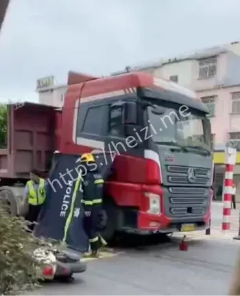 右转盲区内轮差