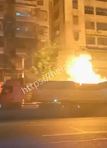 货车除锈剂失火爆炸