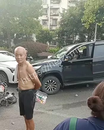 逆行撞外卖