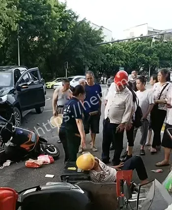 吐血小哥