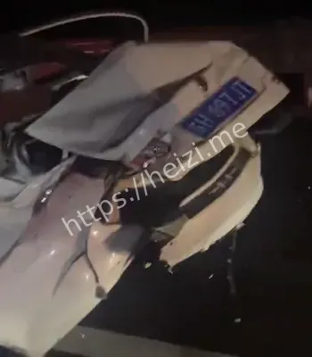 两车碰撞发动机飞落