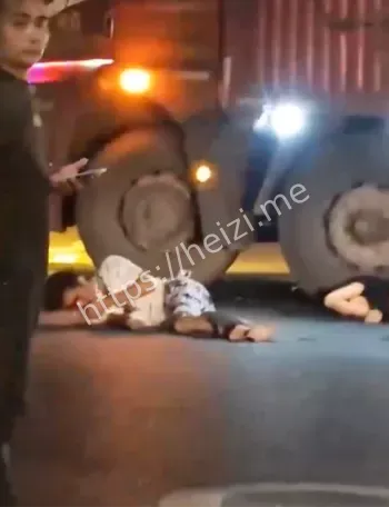 精神小伙惨烈陨落