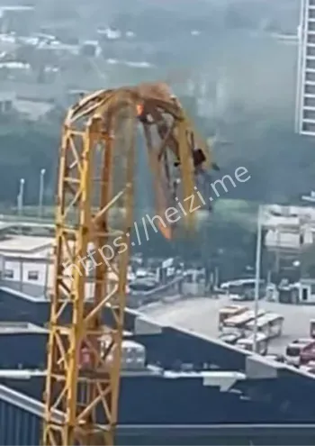塔吊倒塌