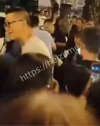 白塔后街