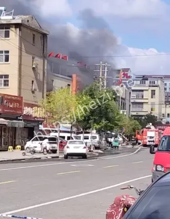 胶州消防救援四小时灭火过程