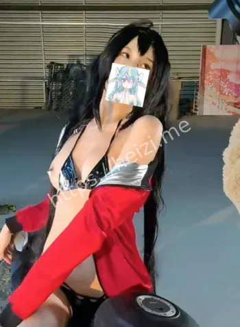 网红橘子喵酱COS作品