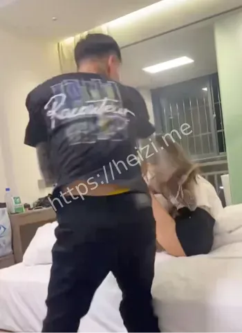 1秒18鞭抽精神小妹完整版