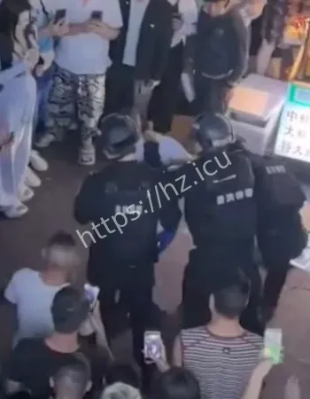 给他来个暂停键