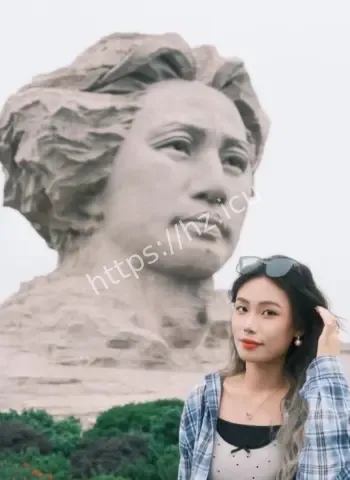 三亚高颜值美女