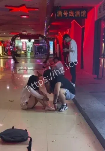 林小美商场扇耳光现场