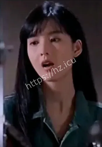 女歌手因她怕飞行过多