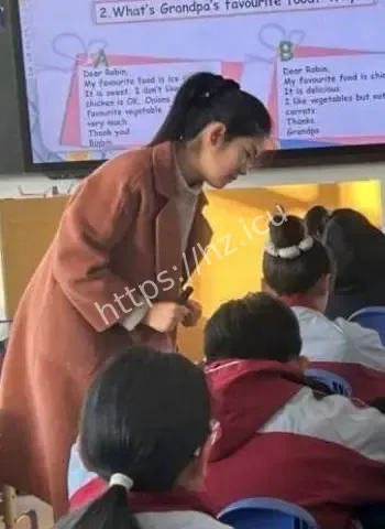 怒曝私密视频