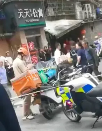 暴力事件网友热议