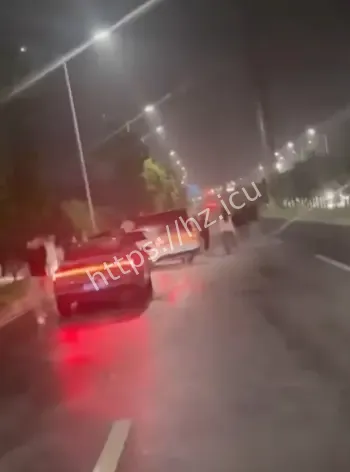 大规模群体持械斗殴