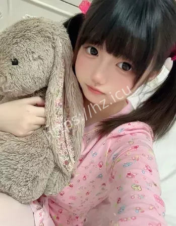 推特极品双马尾反差小萝莉