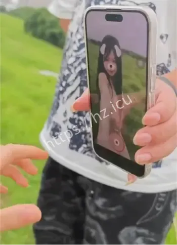 天才妙蛙种子抖音高颜值反差